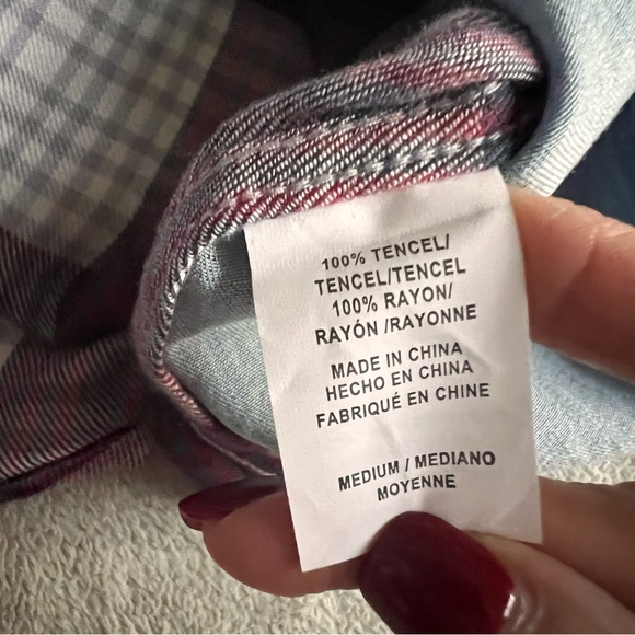 NWT Rails Harper Tencel Collar Button Down Chambray Denim Plaid Long Sleeve Top - Picture 16 of 17